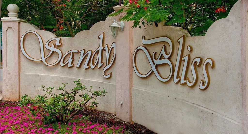 Sandy Bliss Condominiums Saint James Kültér fotó